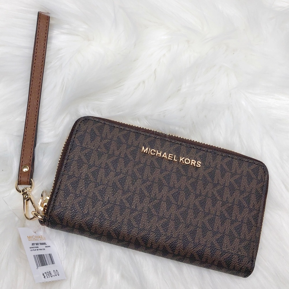 NEW Michael Kors Jet Set Travel Brown Wallet